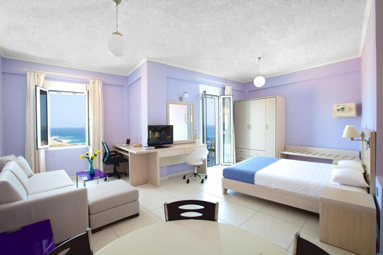 Giorgi'S Blue Apartments Kalathas Habitación foto